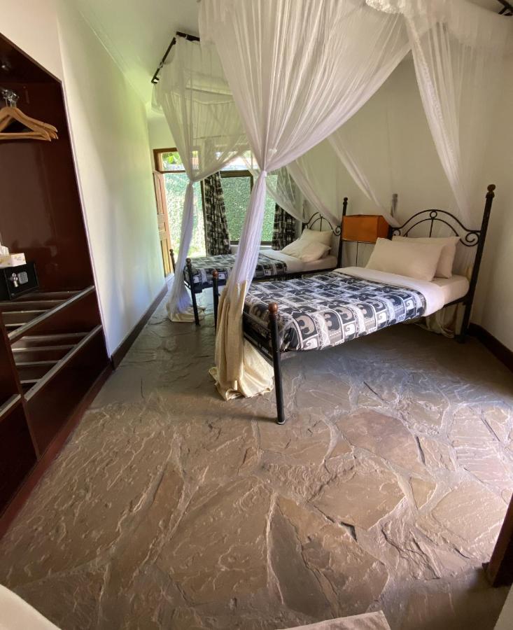 Ahadi Lodge Arusha Exterior photo